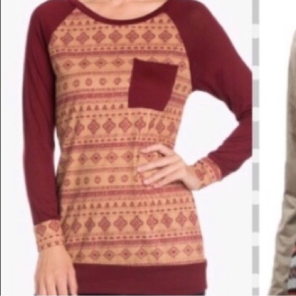Red Aztec print top w/ long suede sleeves NWT med